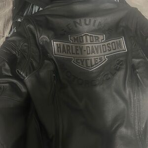Harley Davidson woman’s leather coat size small
